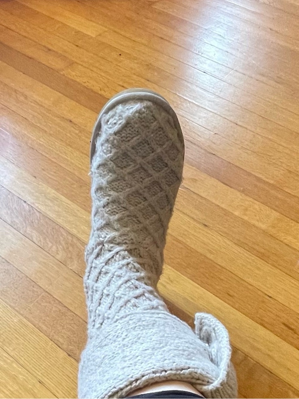 UGG Lattice Cardy Knit Boots 3066 Gray/Taupe Women’s Size - Picture 2 of 10